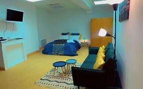 Nid Douillet Chalon Centre Studio Spacieux